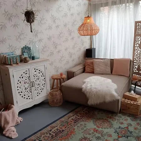 Buitenhuis In 't Groen 'bed & Stilte' * Breda