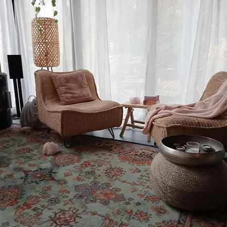Buitenhuis In 't Groen 'bed & Stilte' *